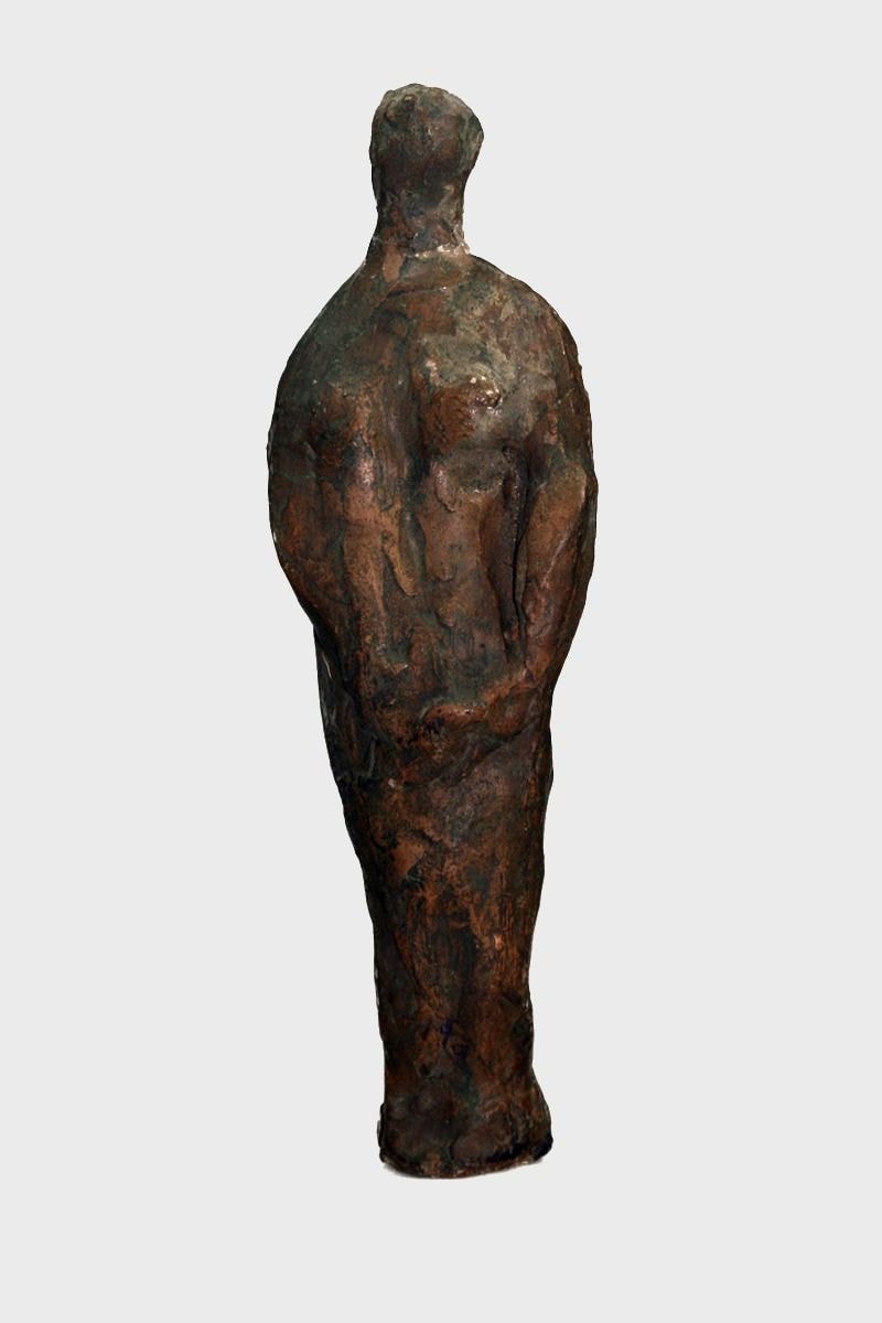 Frauenfigur – More views 1